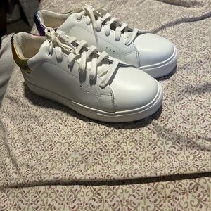 Kurt Geiger I wear them one time to tie on my feet